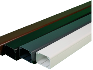 SDT-140B - StrutFast Trunking - 140x90 2M Black - StrutFoot